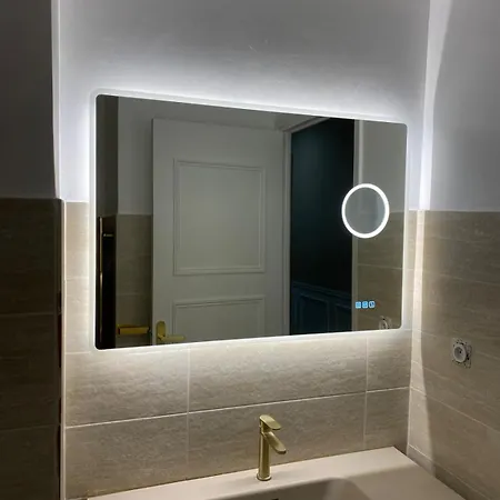 公寓 Climatise 3 Minutes Mer, Parking, Central, Terrasse, Cosy *